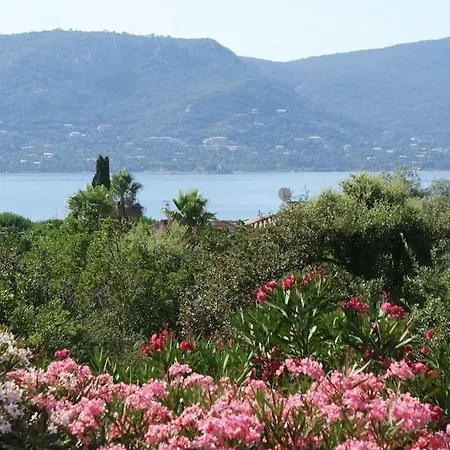 Villa Villa Vue Mer Avec Piscine Tennis Marina Di Fiori Porto-Vecchio (Corsica)